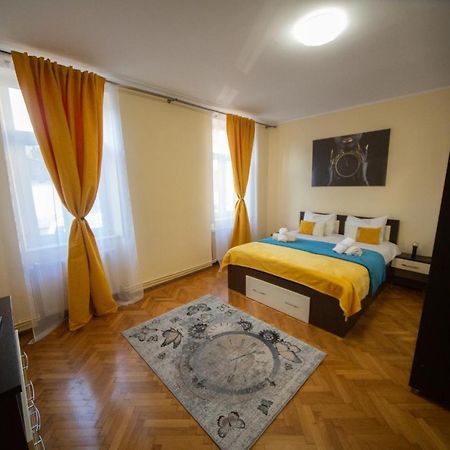 Happy Mood Apartment 5 Braşov Esterno foto