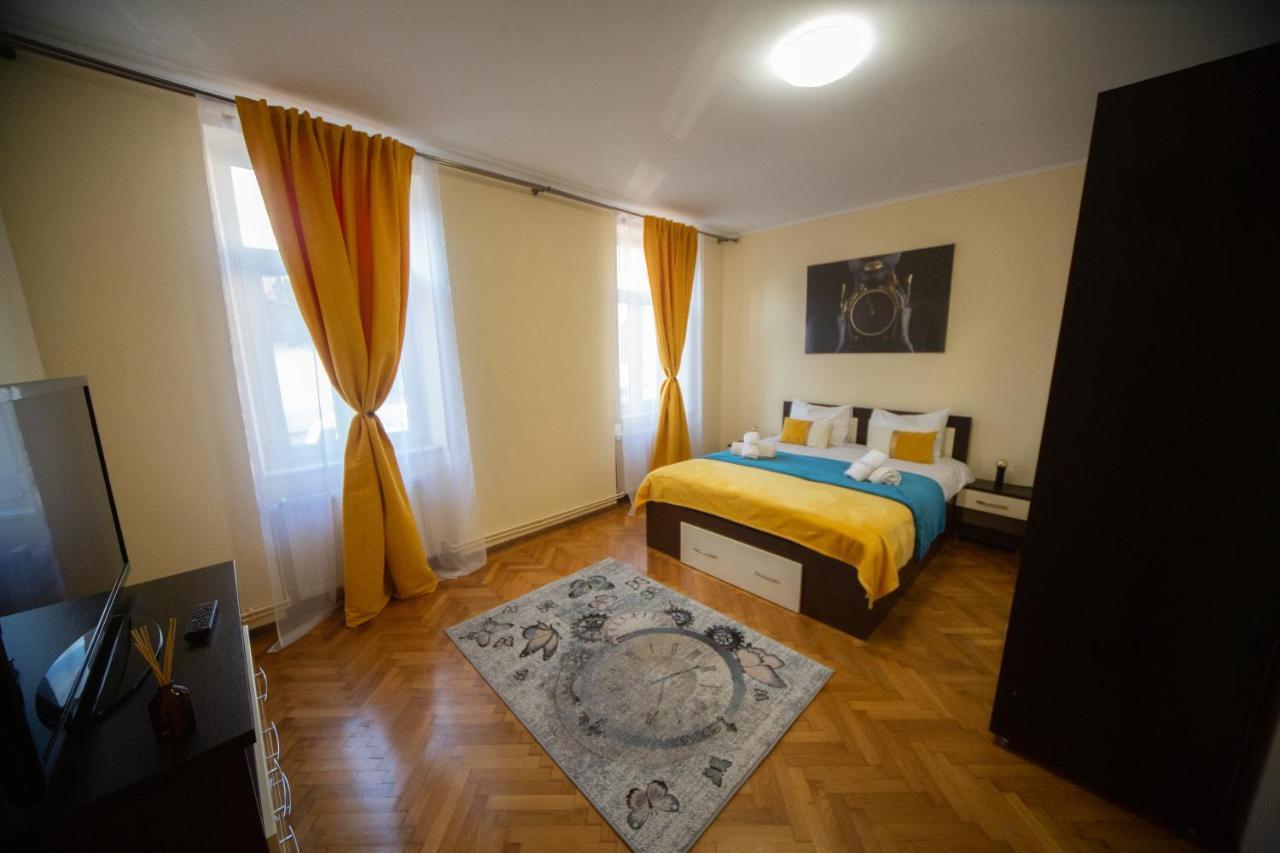 Happy Mood Apartment 5 Braşov Esterno foto