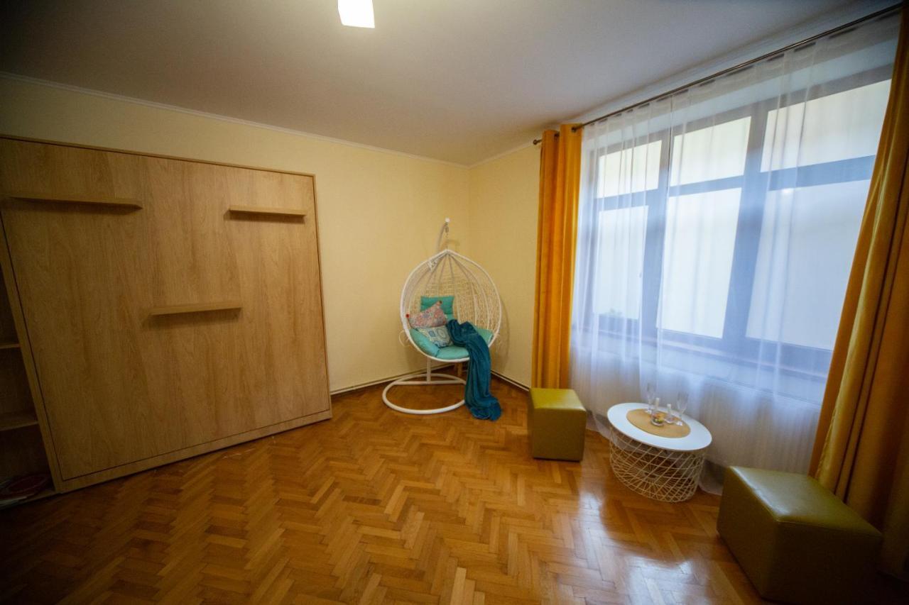 Happy Mood Apartment 5 Braşov Esterno foto