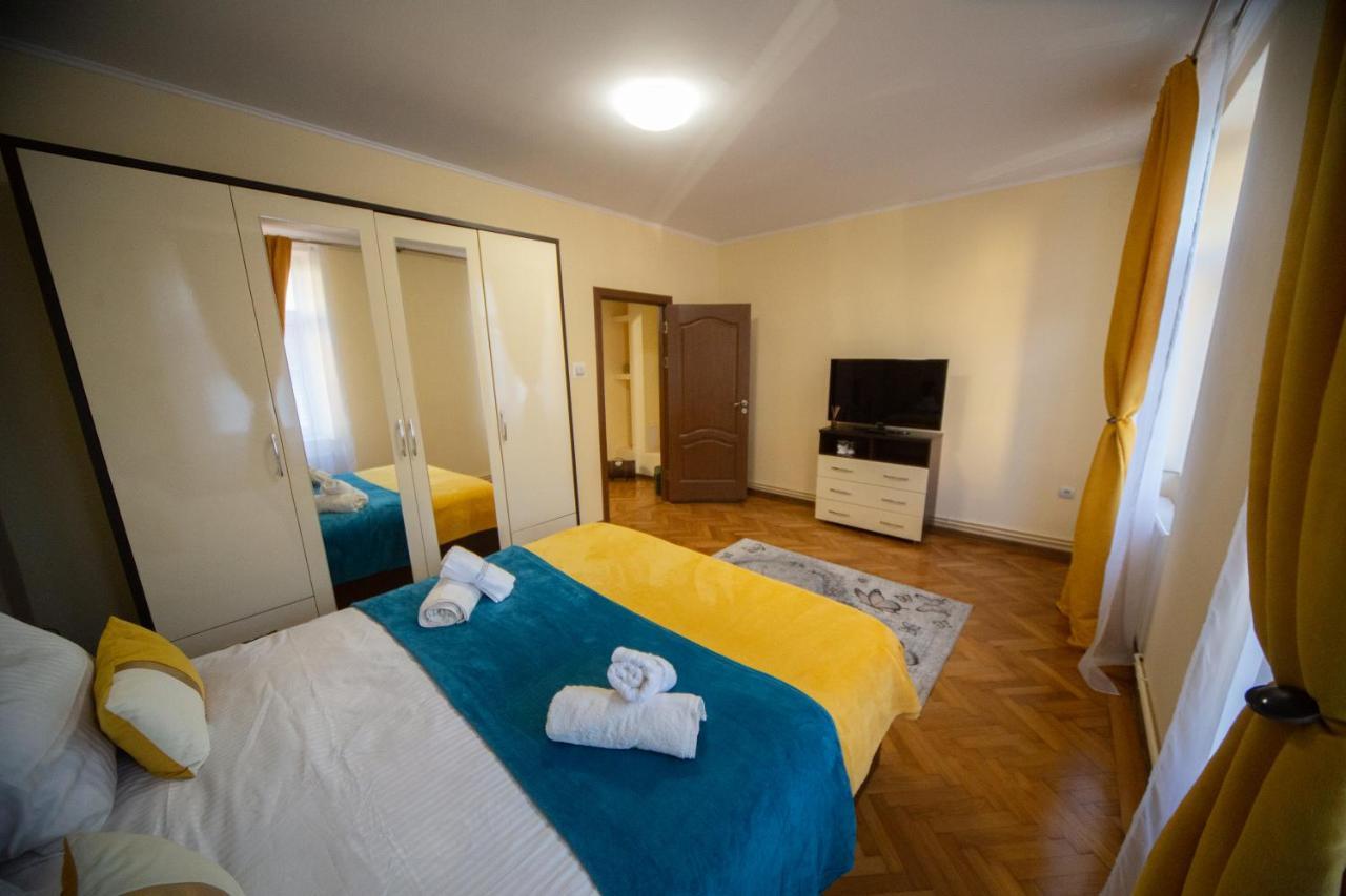 Happy Mood Apartment 5 Braşov Esterno foto