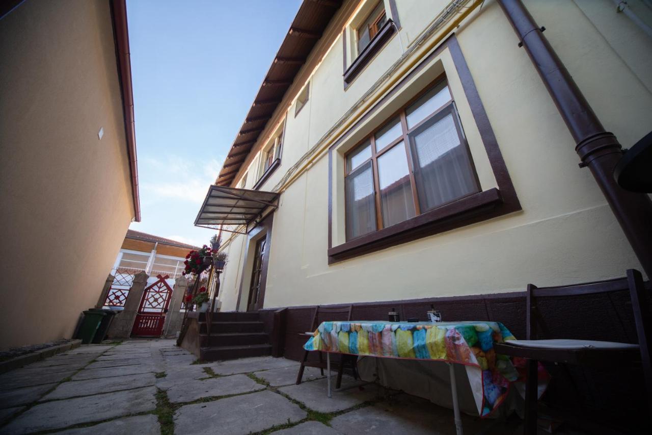 Happy Mood Apartment 5 Braşov Esterno foto