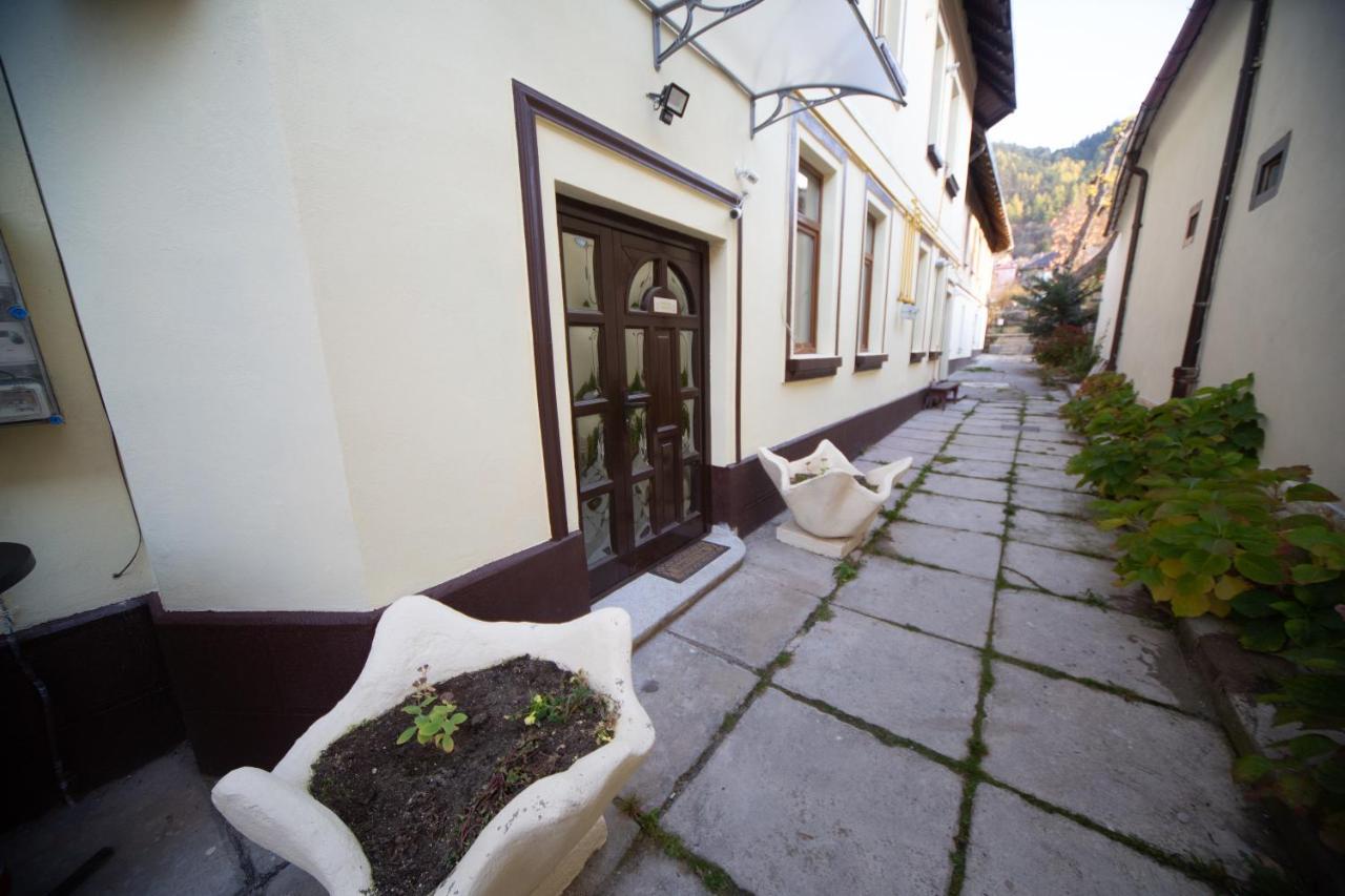 Happy Mood Apartment 5 Braşov Esterno foto