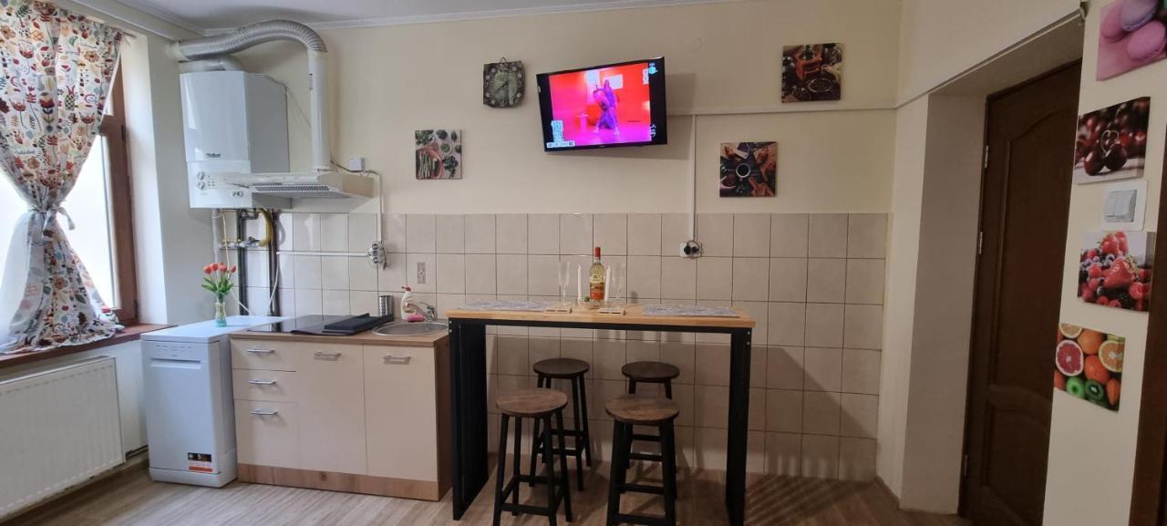 Happy Mood Apartment 5 Braşov Esterno foto